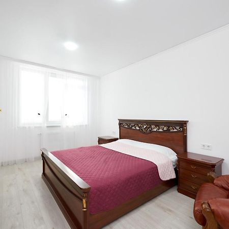 Квартира Для Вас! Вул. Голинського, 8! Apartment Lviv Luaran gambar