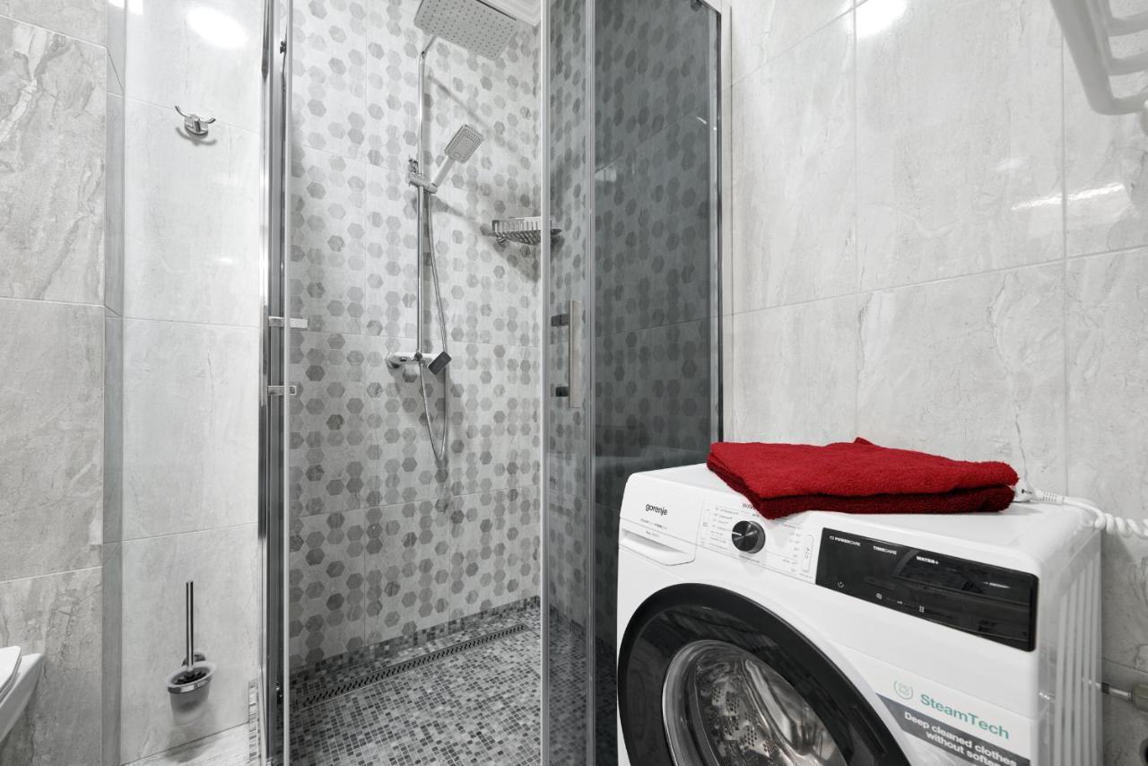 Квартира Для Вас! Вул. Голинського, 8! Apartment Lviv Luaran gambar