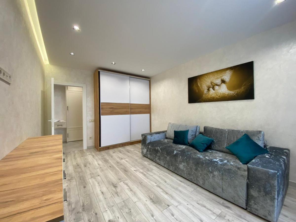 Квартира Для Вас! Вул. Голинського, 8! Apartment Lviv Luaran gambar